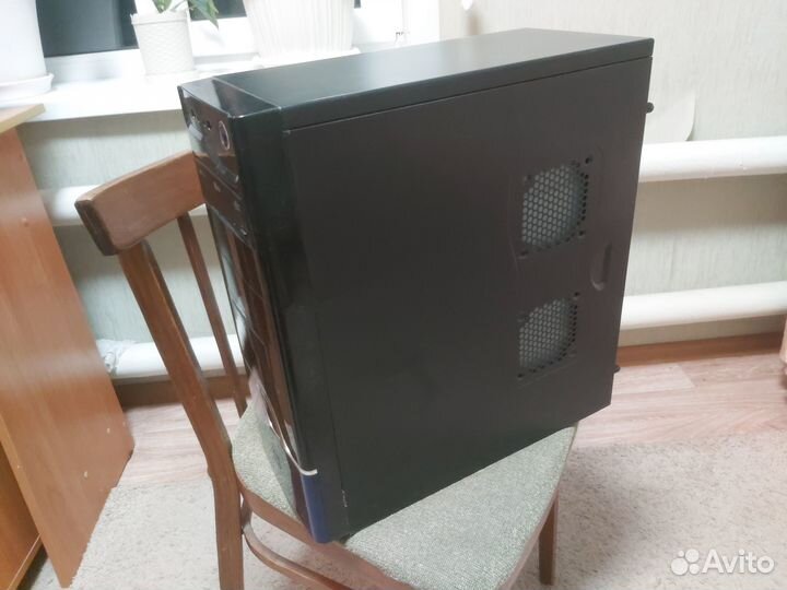 Системный блок i5-2500 + GTX560 + DDR3 4гб