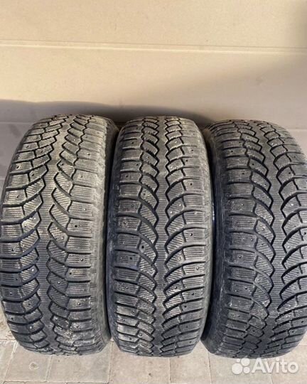 Bridgestone Blizzak Spike-01 255/60 R18 112T