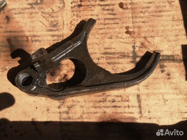 Вилка 1 и 2 передачи МКПП Mazda 3BK