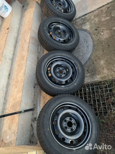 Bridgestone Blizzak Revo GZ 185/60 R15