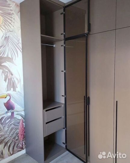 Шкаф на заказ / Бесплатный выезд и замер