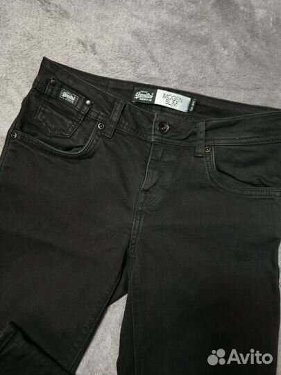 Джинсы женские новые 40-42 размер