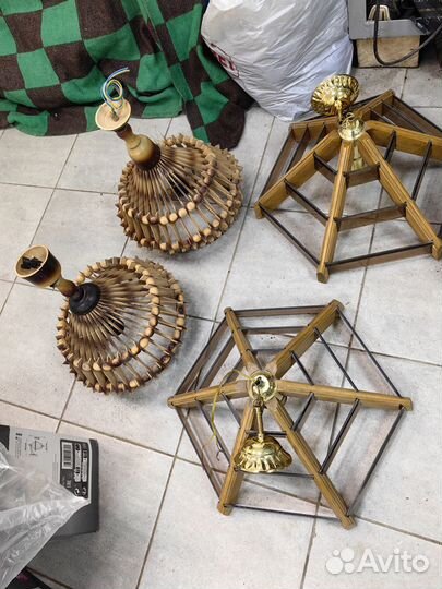 Продал люстры