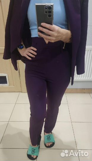 Костюм брючный женский р.42
