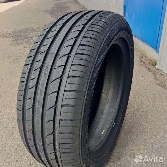 Westlake Zuper Eco Z-107 235/55 R19 105V