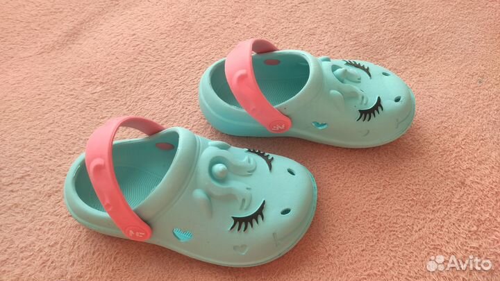 Crocs для девочки 27 р