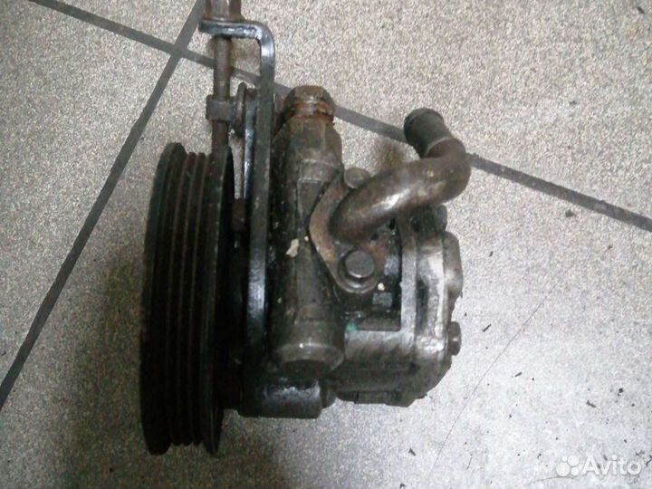 Насос гидроусилителя руля KIA RIO 2000-05