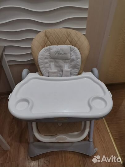 Детский стульчик для кормления