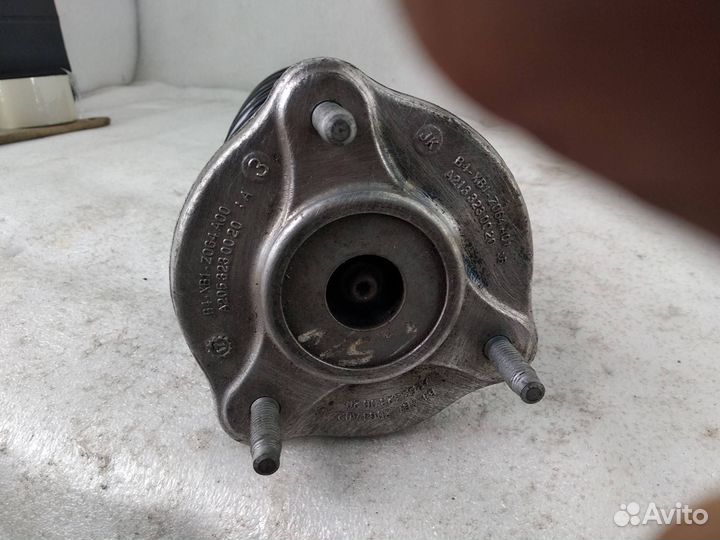 Амортизатор левый Mercedes-Benz GLC-Класс