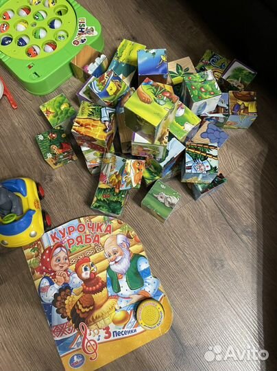 Большой пакет развивашек, книжки, игрушки