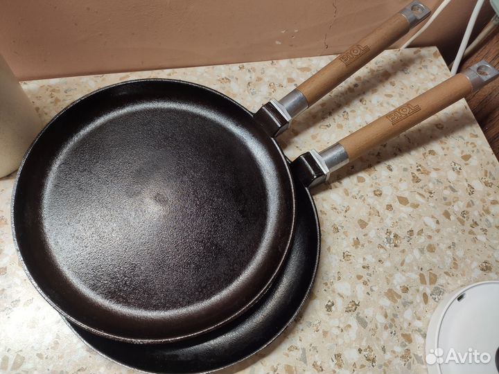 Сковорода чугунная блинная