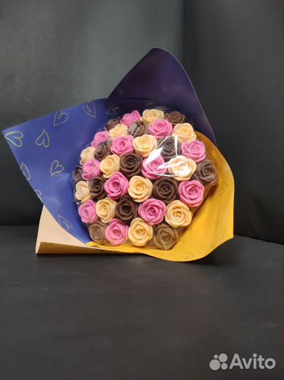 Розы из Настоящего Шоколада - 37 шт в Букете