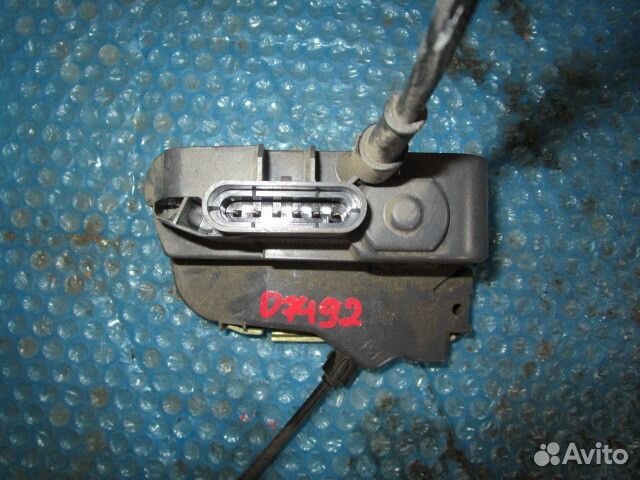 Замок двери задней правой Renault Megane II 2002-2