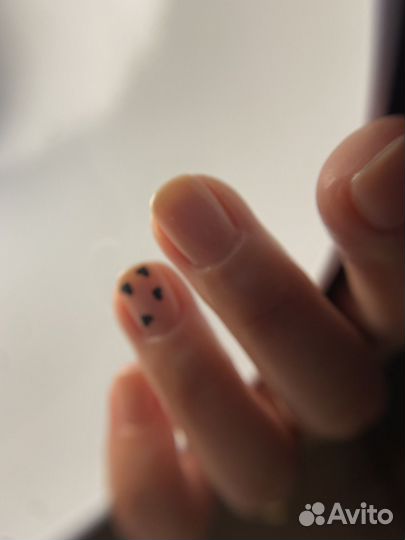 Модель на маникюр и педикюр