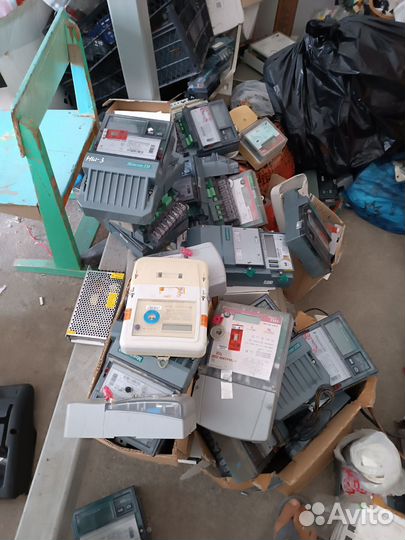 Электрические компоненты