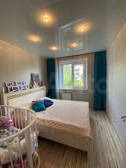 4-к. квартира, 80 м², 4/9 эт.