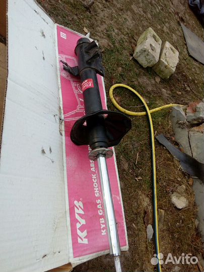 Амортизатор Kayaba на Nissan Primera P10