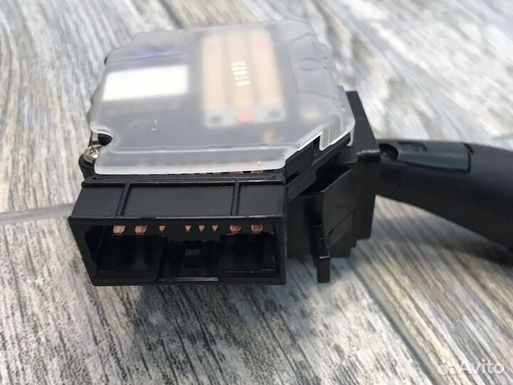 Переключатель поворотов-света фар