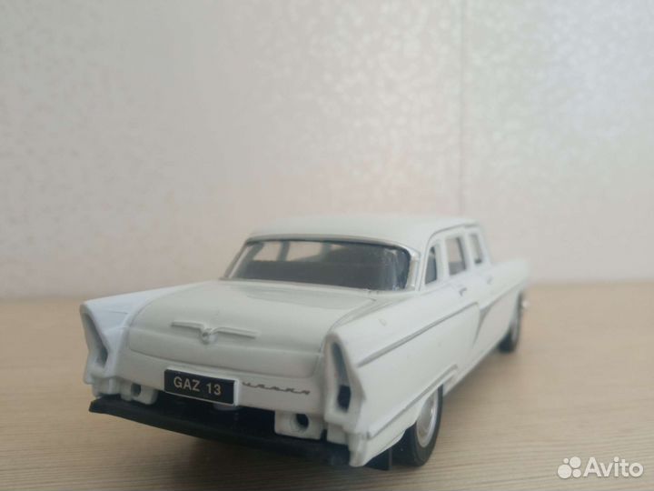Модель автомобиля газ - 13 