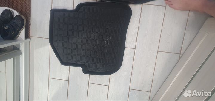 Оригинальные коврики polo sedan