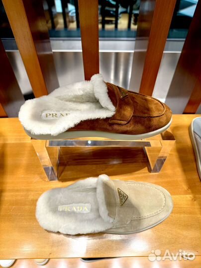 Мюли Prada от проверенного байера