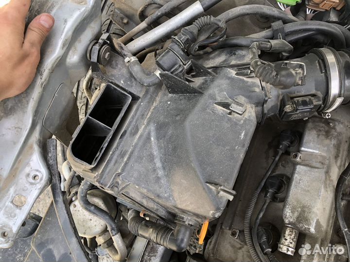 Корпус воздушного фильтра Audi A6 C5