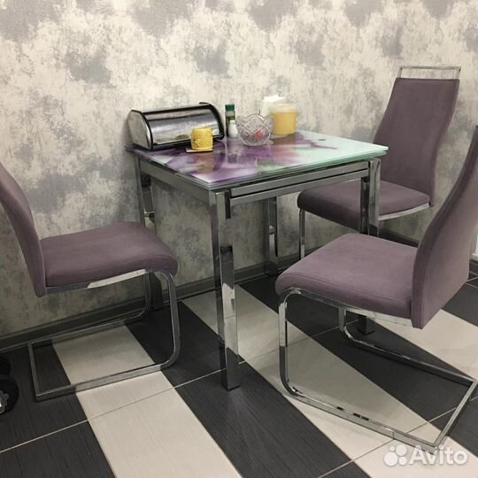 Перетяжка обивка мебели, диванов в Москве и мо