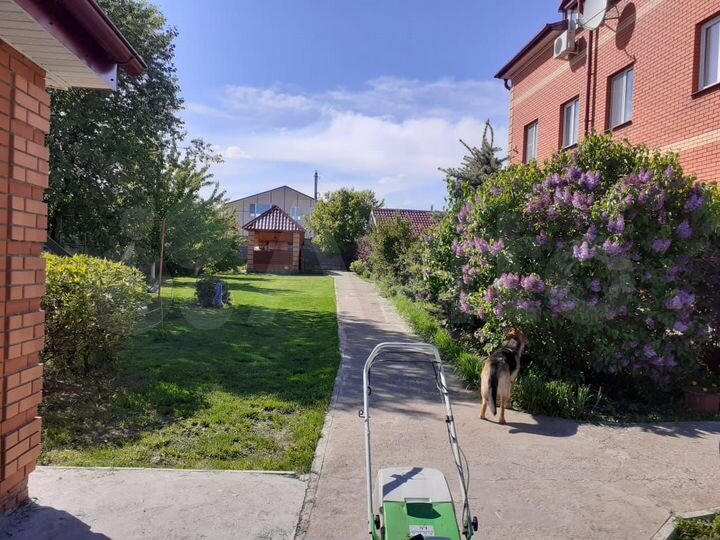 Дом 425 м² на участке 18 сот.