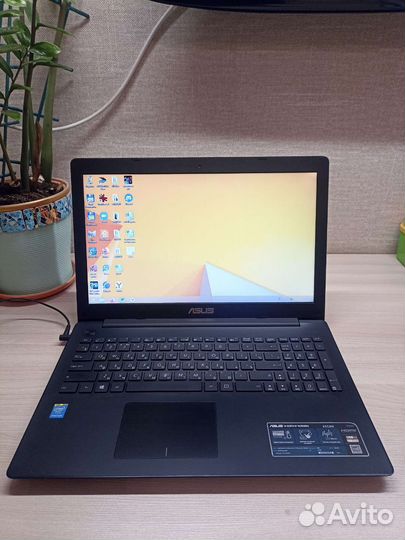Ноутбук asus X553M