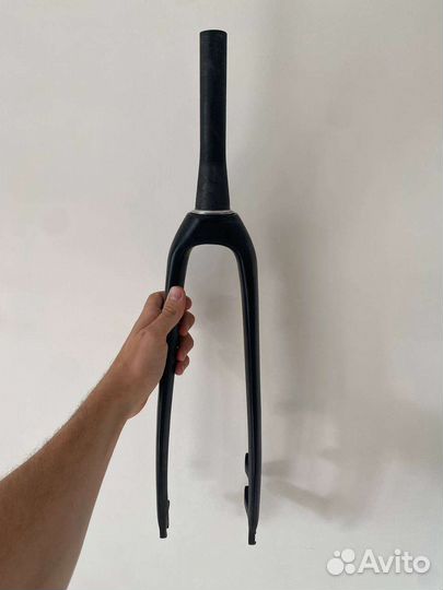Карбоновая вилка с рамы flyxii