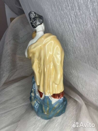 Статуэтка майская ночь