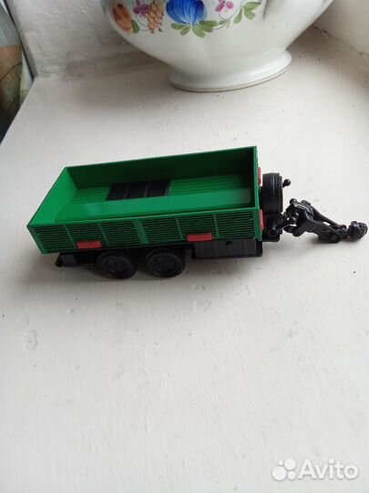 Модель прицепа 1/43 саз 947