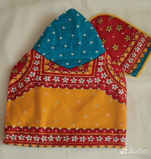 Кухонный комплект: грелка на чайник+прихватка