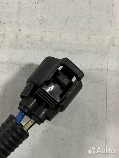 Разъем вентилятора охлаждения Toyota Camry ACV 40