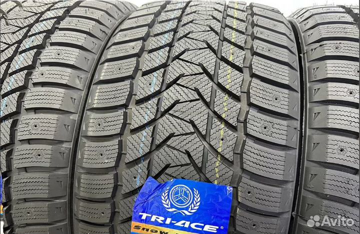 Tri Ace Snow White II 295/35 R21 107H