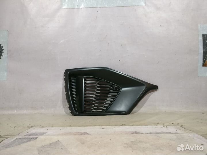 Ауди Q8 S-line 2018- Заглушка туманки левая 14978