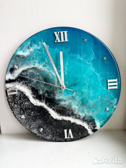Картина часы