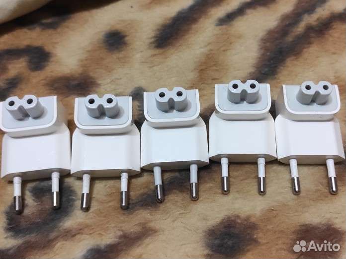 Насадки на блок питания для Apple