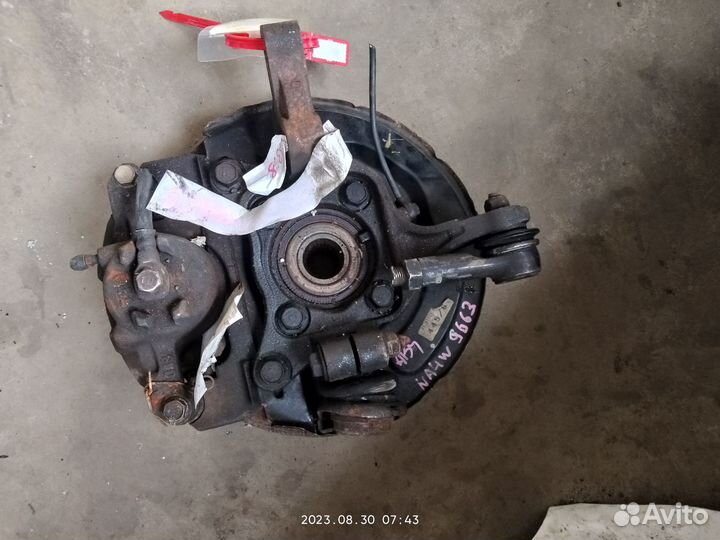 Ступица переднего колеса NA4W grandis lancer кулак