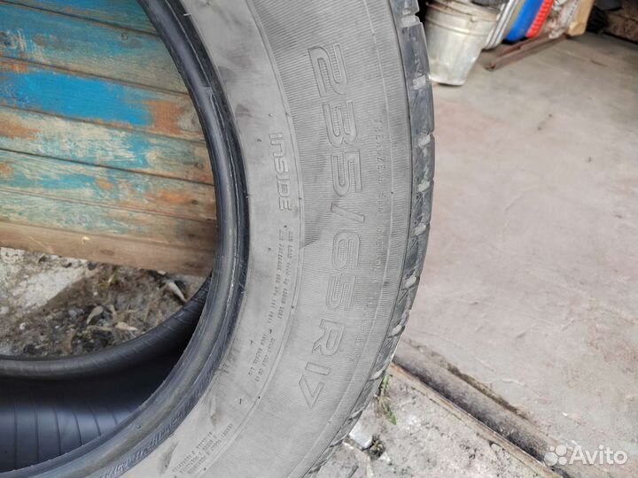 Nokian Tyres Hakka Blue 2 SUV 235/65 R17 108H