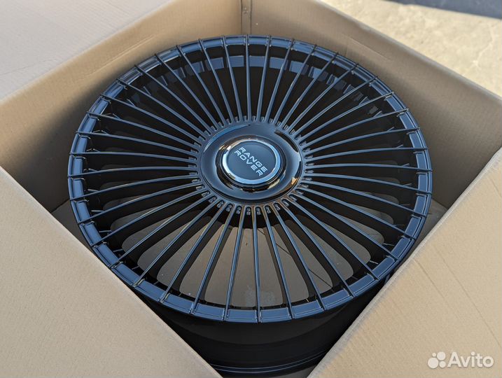 Кованые диски GT Forged R23 на Range Rover Sport