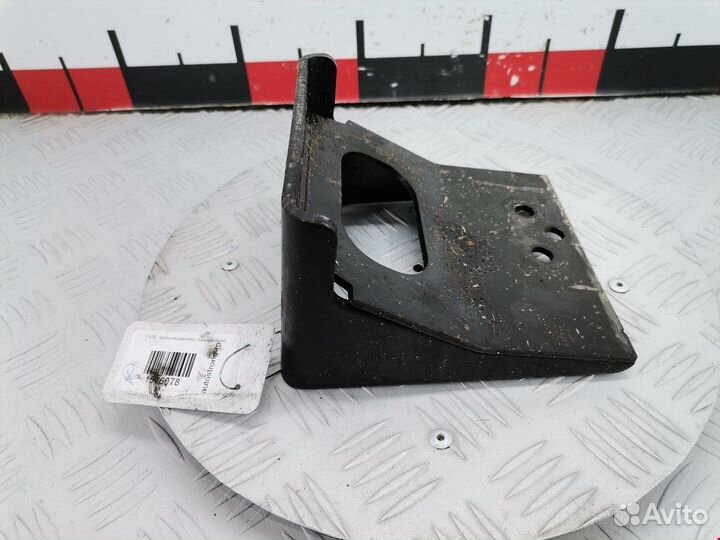 Кронштейн для Land Rover Range Rover 2