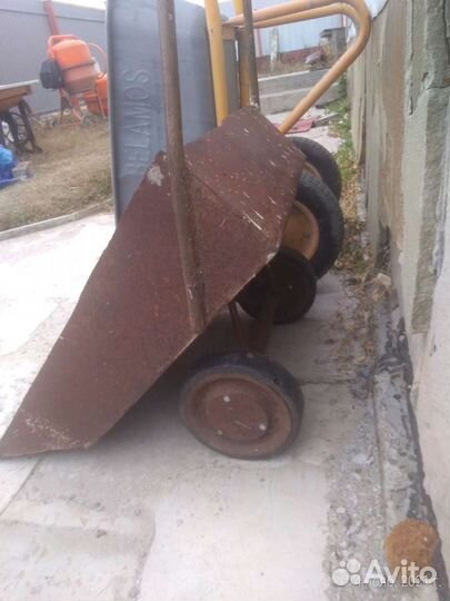 Аренда или продажа строительной тачки