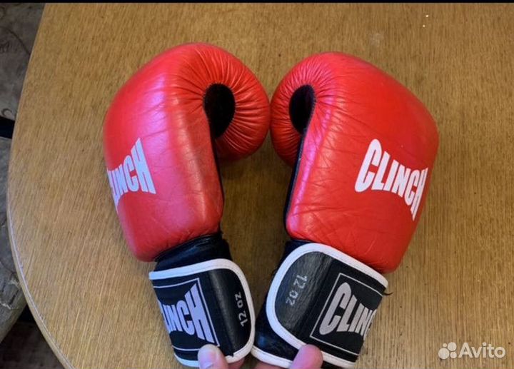 Боксерские перчатки