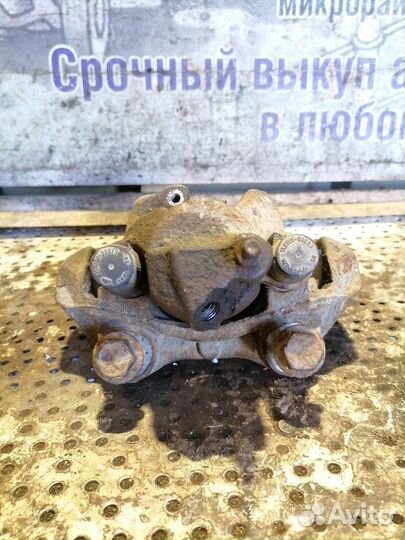 Суппорт тормозной задний правый Mercedes-Benz M-кл