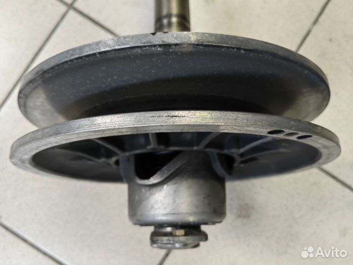 Вариатор ведомый BRP ski-doo Summit