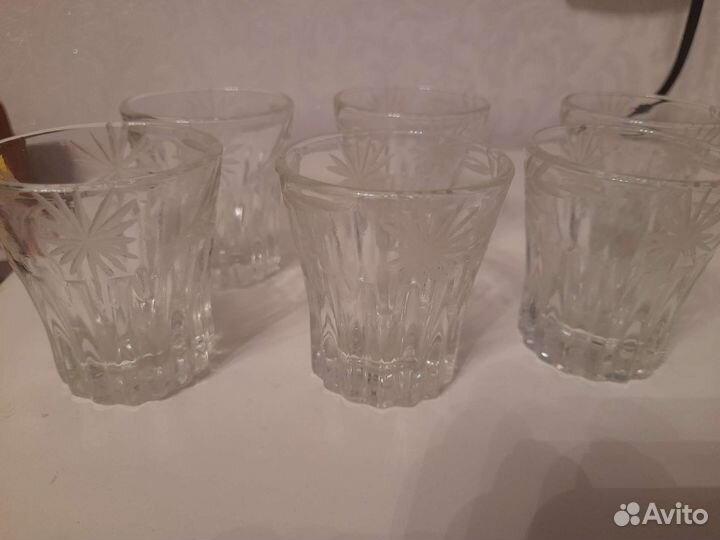 Много разной посуды