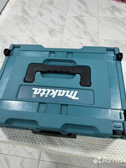 Набор инструментов 5в1 аккумуляторный makita