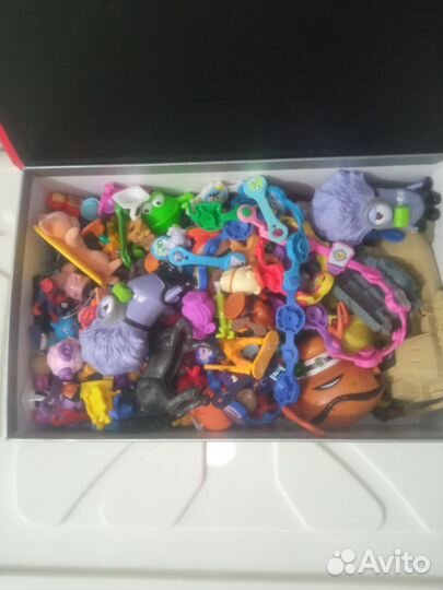 Игрушки из киндера