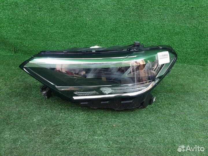 Фара левая Volkswagen Polo